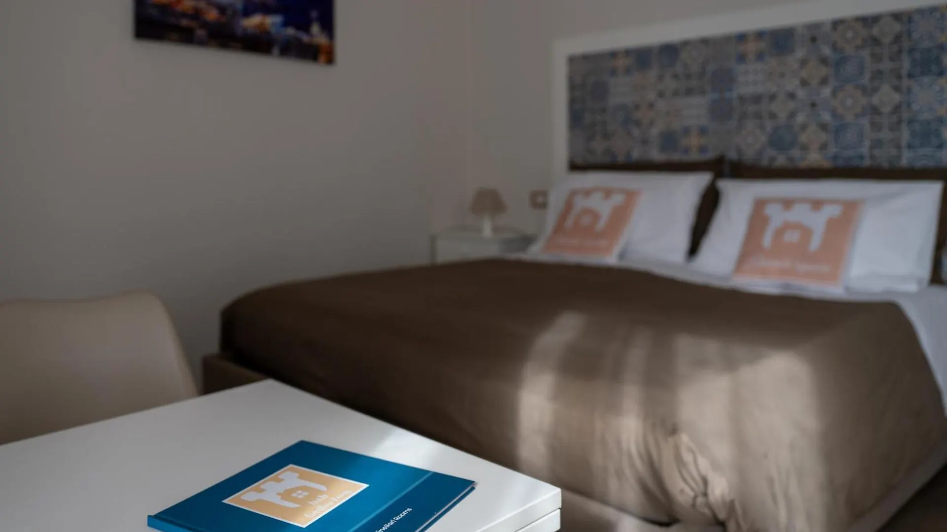 Tinellari Rooms Napoli Italia