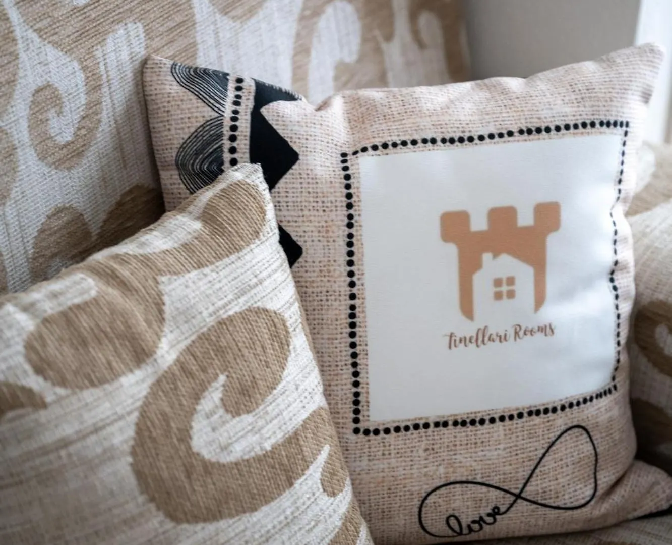 Tinellari Rooms Napoli Bed & Breakfast