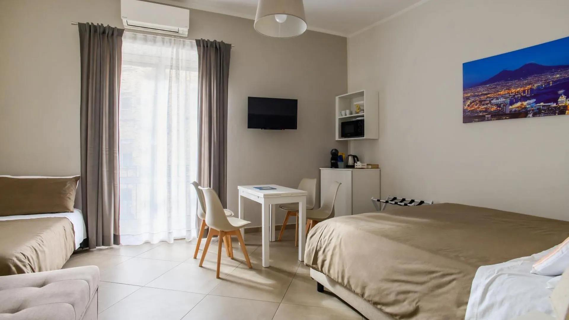 Tinellari Rooms Neapol 0*,