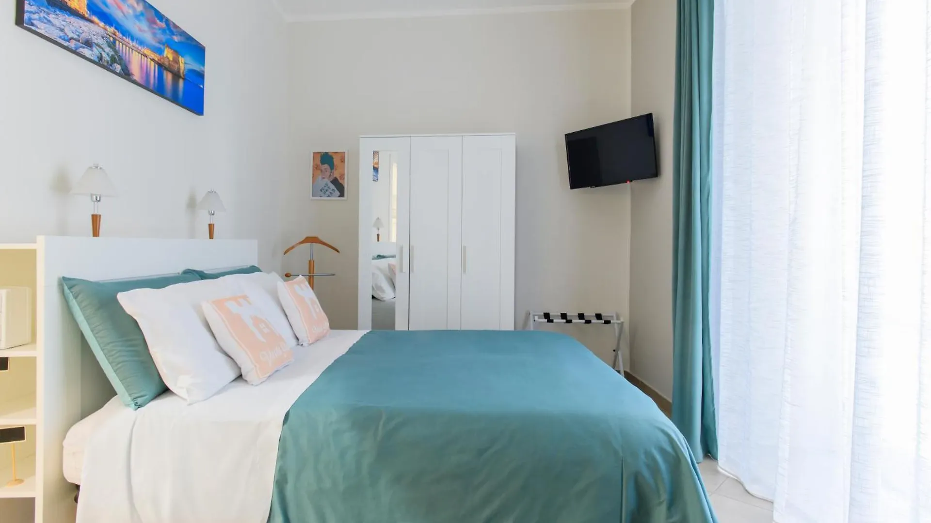 Tinellari Rooms Napoli Bed & Breakfast