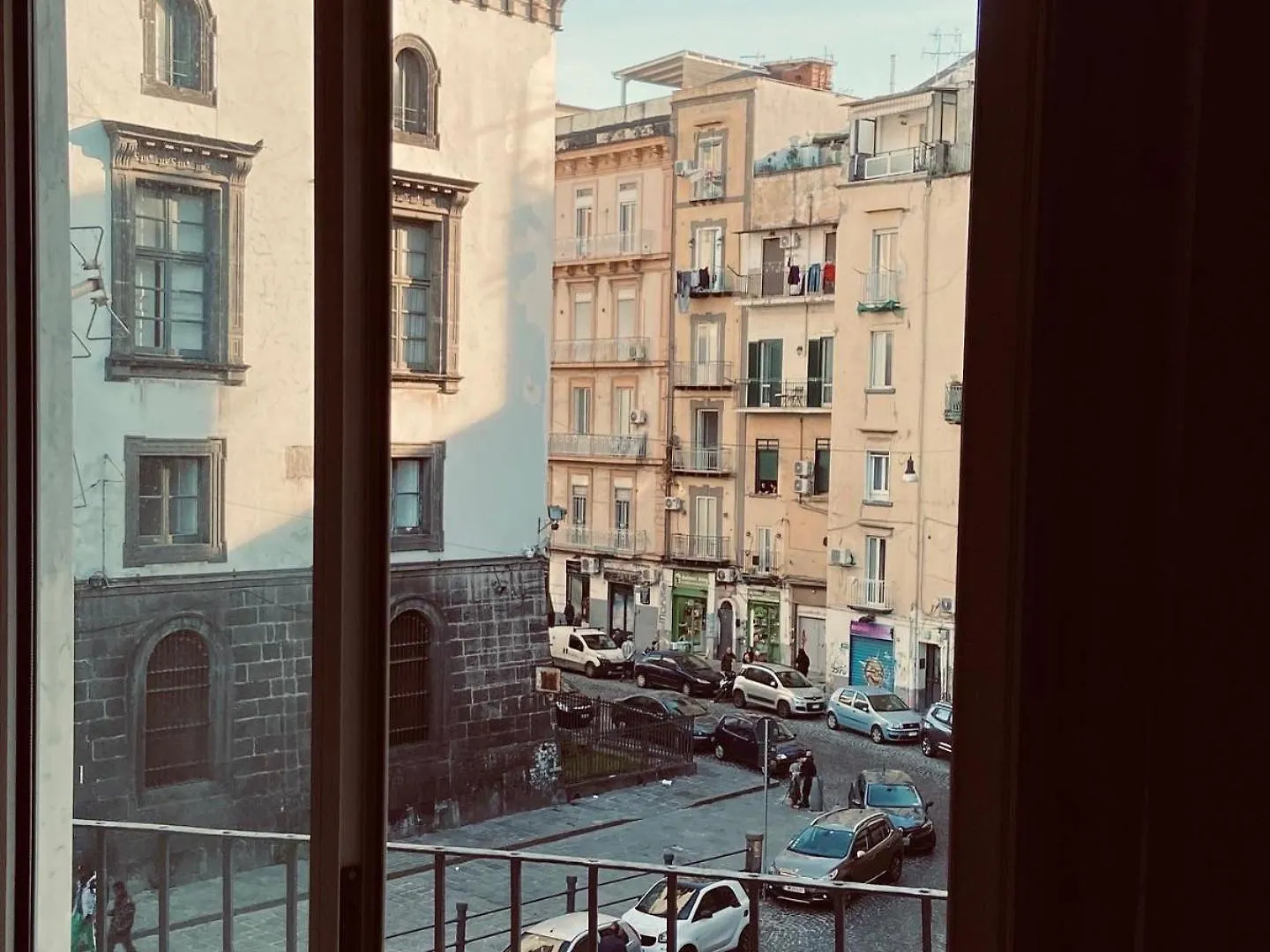 Tinellari Rooms Napoli Italia
